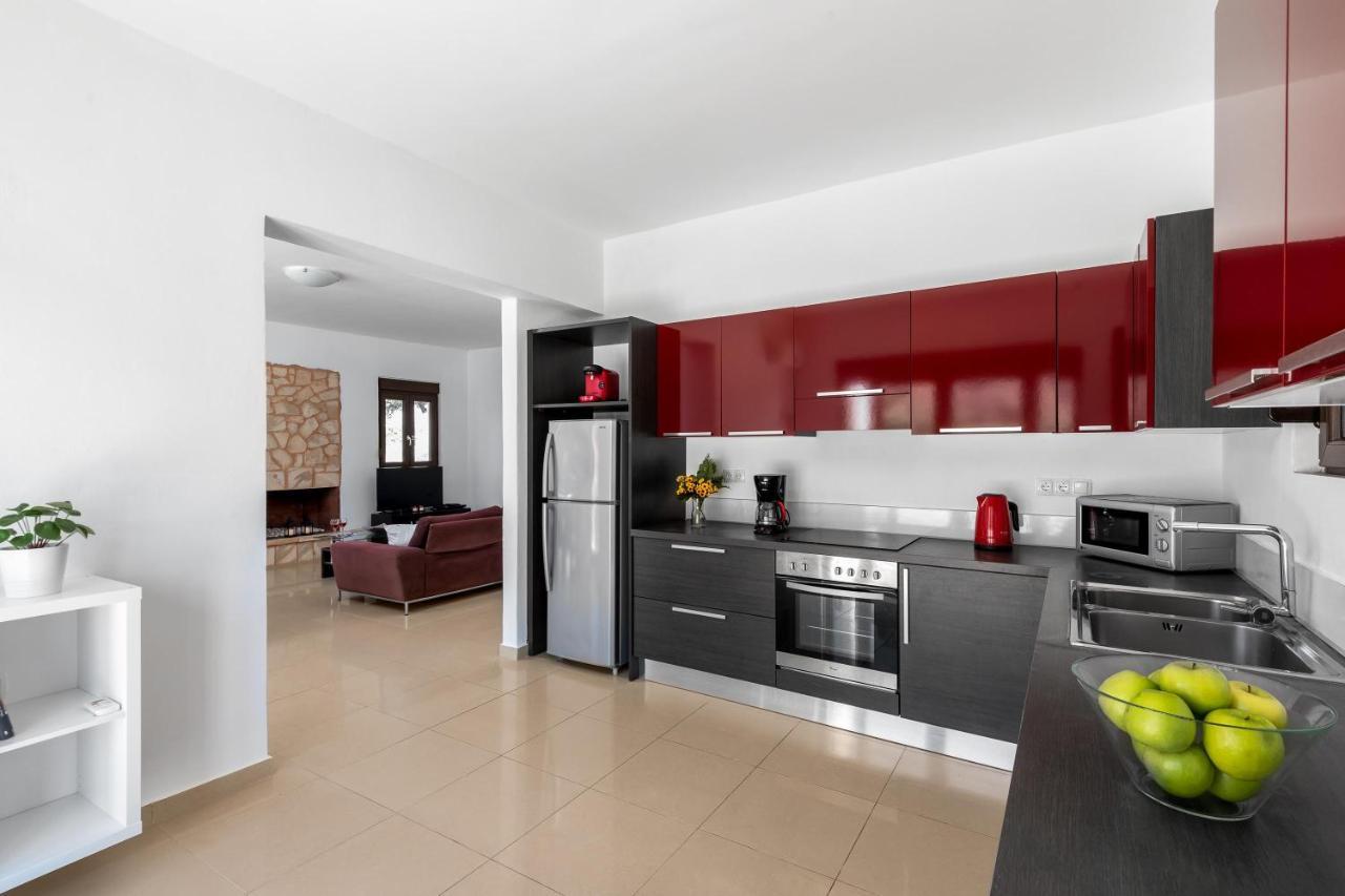 Aggelina Villa Pefki  Экстерьер фото