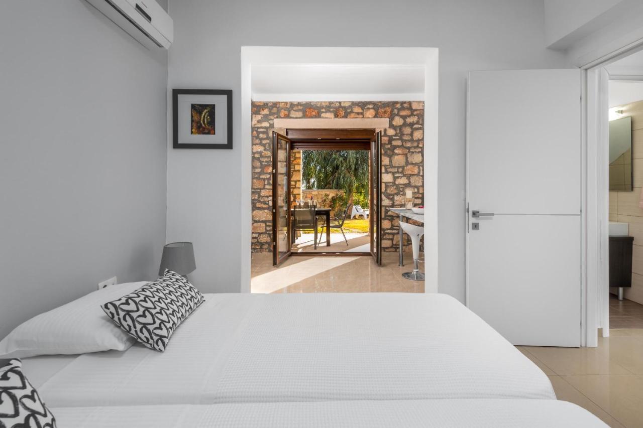 Aggelina Villa Pefki  Экстерьер фото